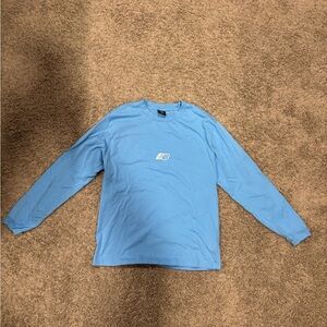 Men’s New Balance Blue Long Sleeve Shirt (Medium)